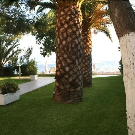 Posidonia 3*