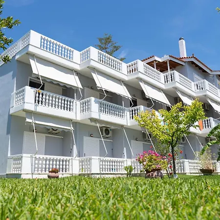 Posidonia Apart-hotel 3*