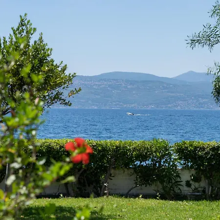 Posidonia 3*
